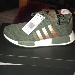 Women Adidas olive green athletic shoes nmd